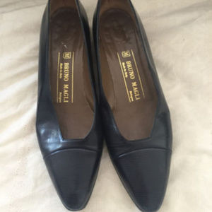 Bruno Magli Black Cap Toe Pointy Leather Flats